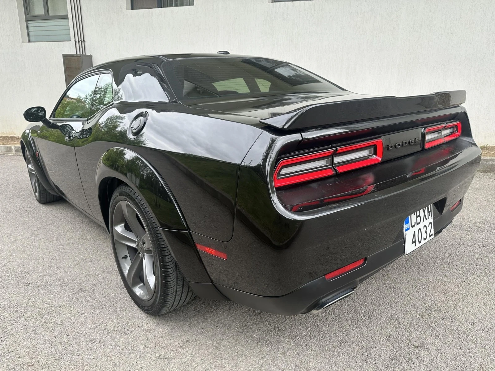 Dodge Challenger 5.7 HEMI - изображение 5