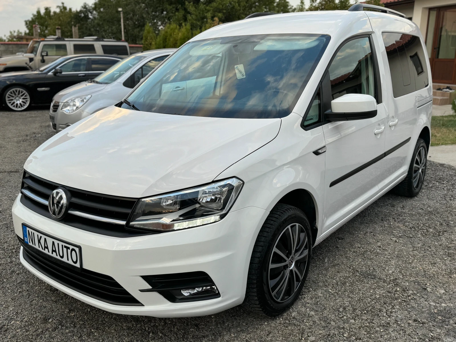 VW Caddy 2.0 TDI / 150 к.с.  40 000 км. Капариран - изображение 5