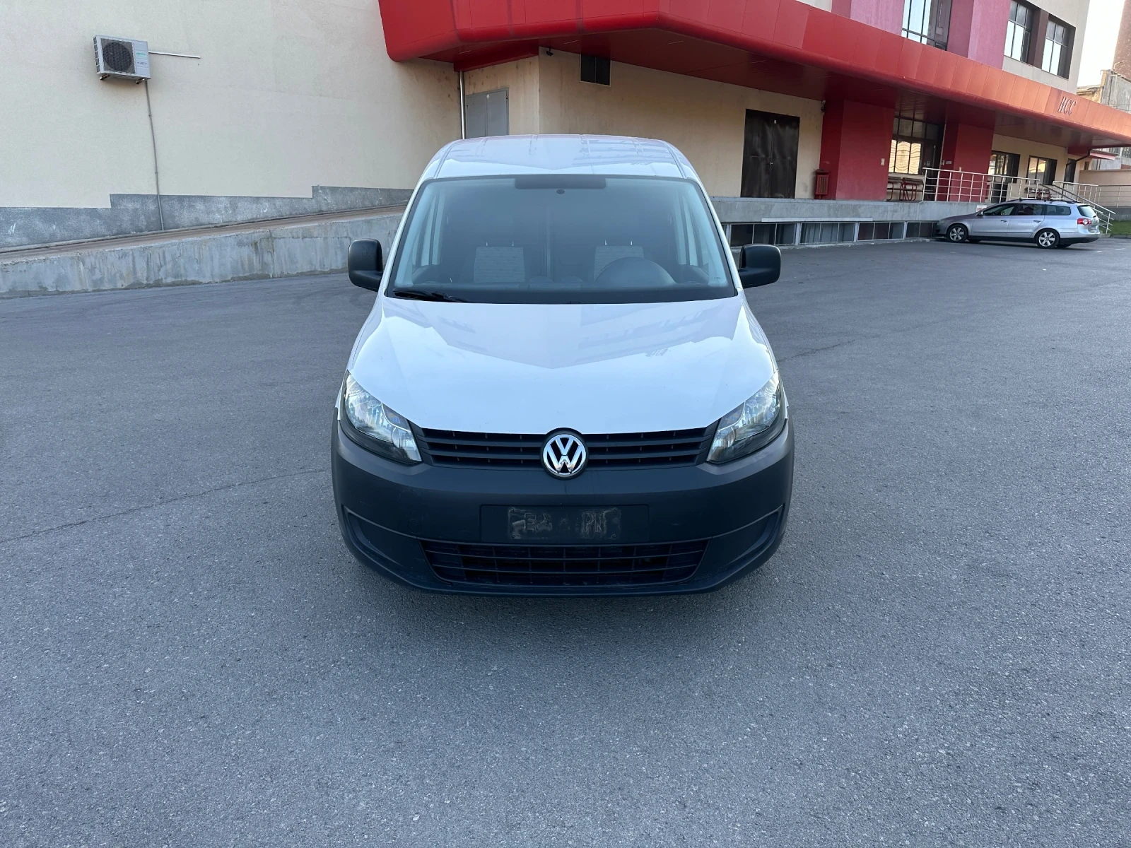 VW Caddy MAXI 2.0i METAN - РЕАЛНИ КИЛОМЕТРИ  - изображение 2