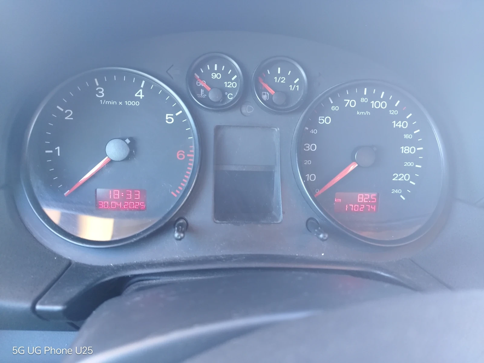 Audi A2  - изображение 6