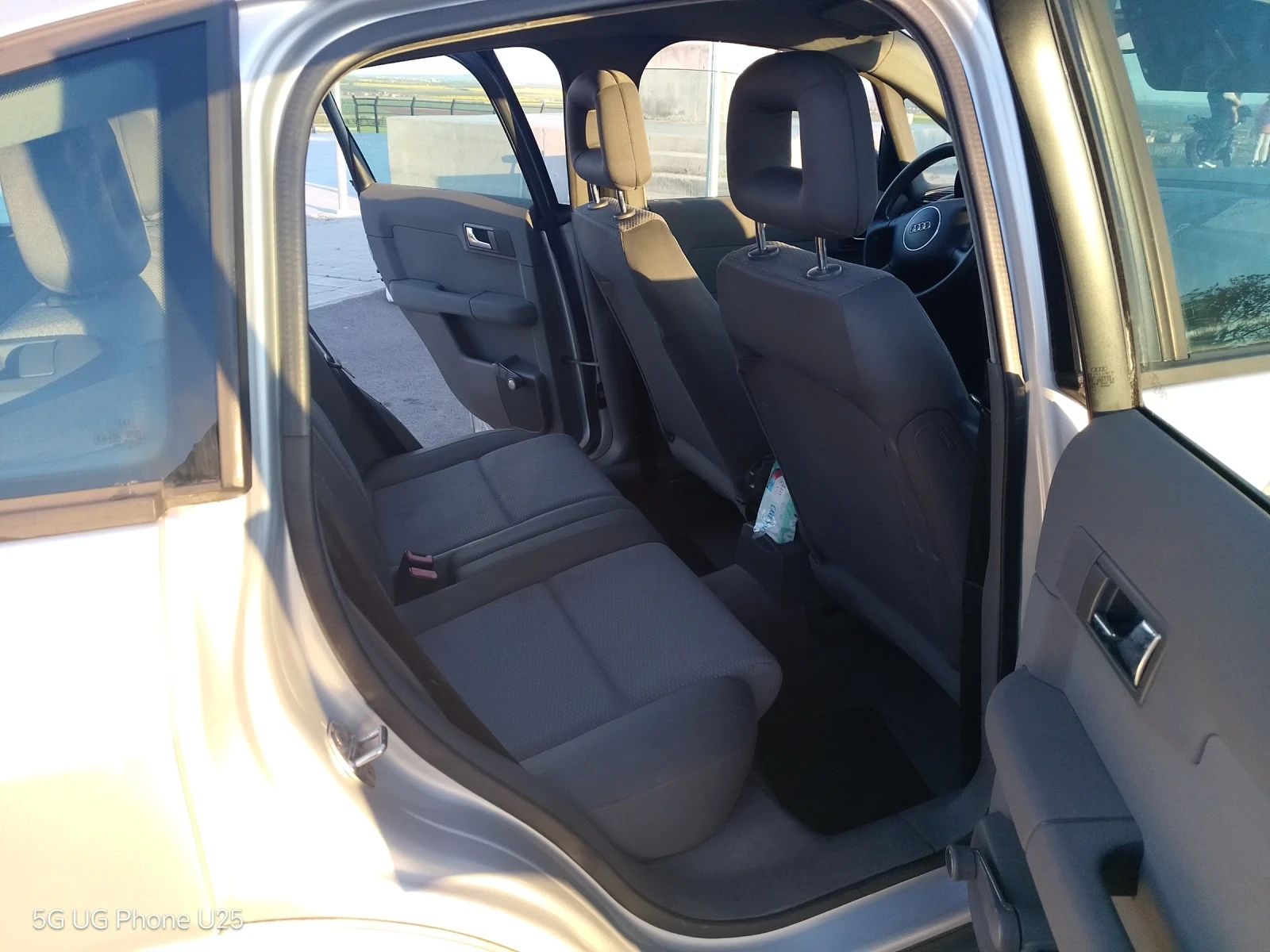 Audi A2  - изображение 9