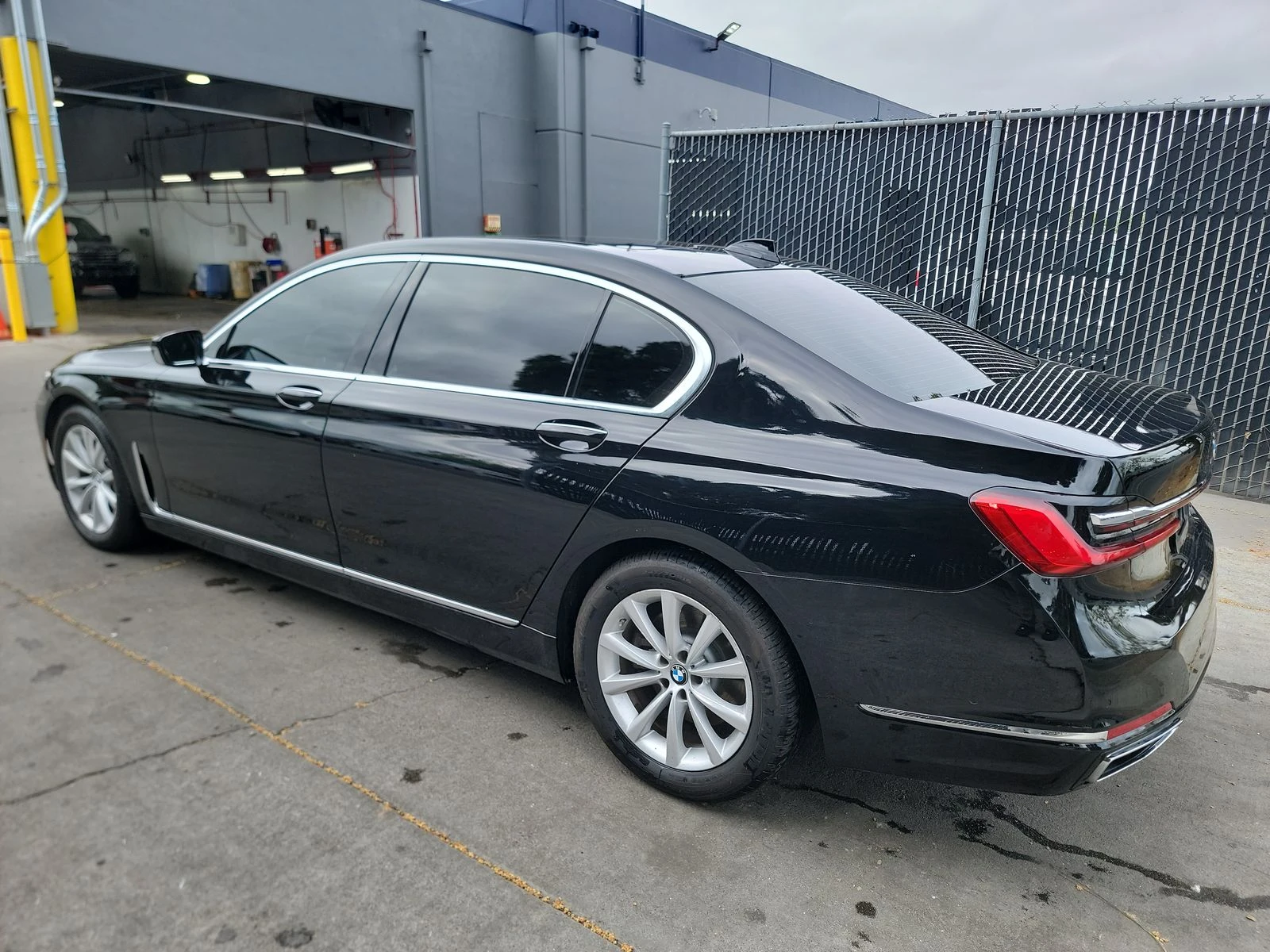 BMW 740 Harman Kardon* Head-Up*  - изображение 5