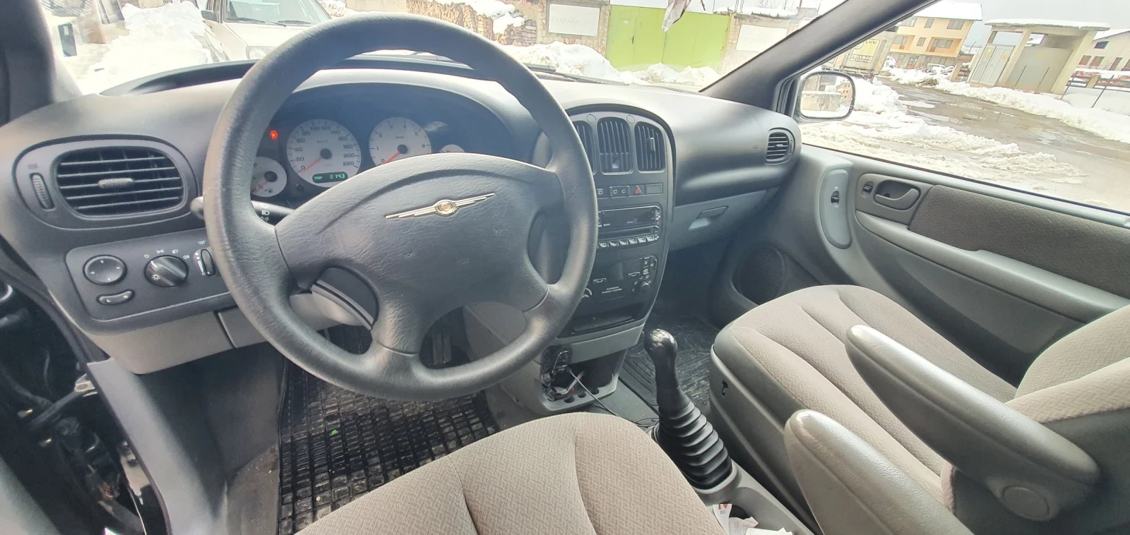 Chrysler Voyager  - изображение 6