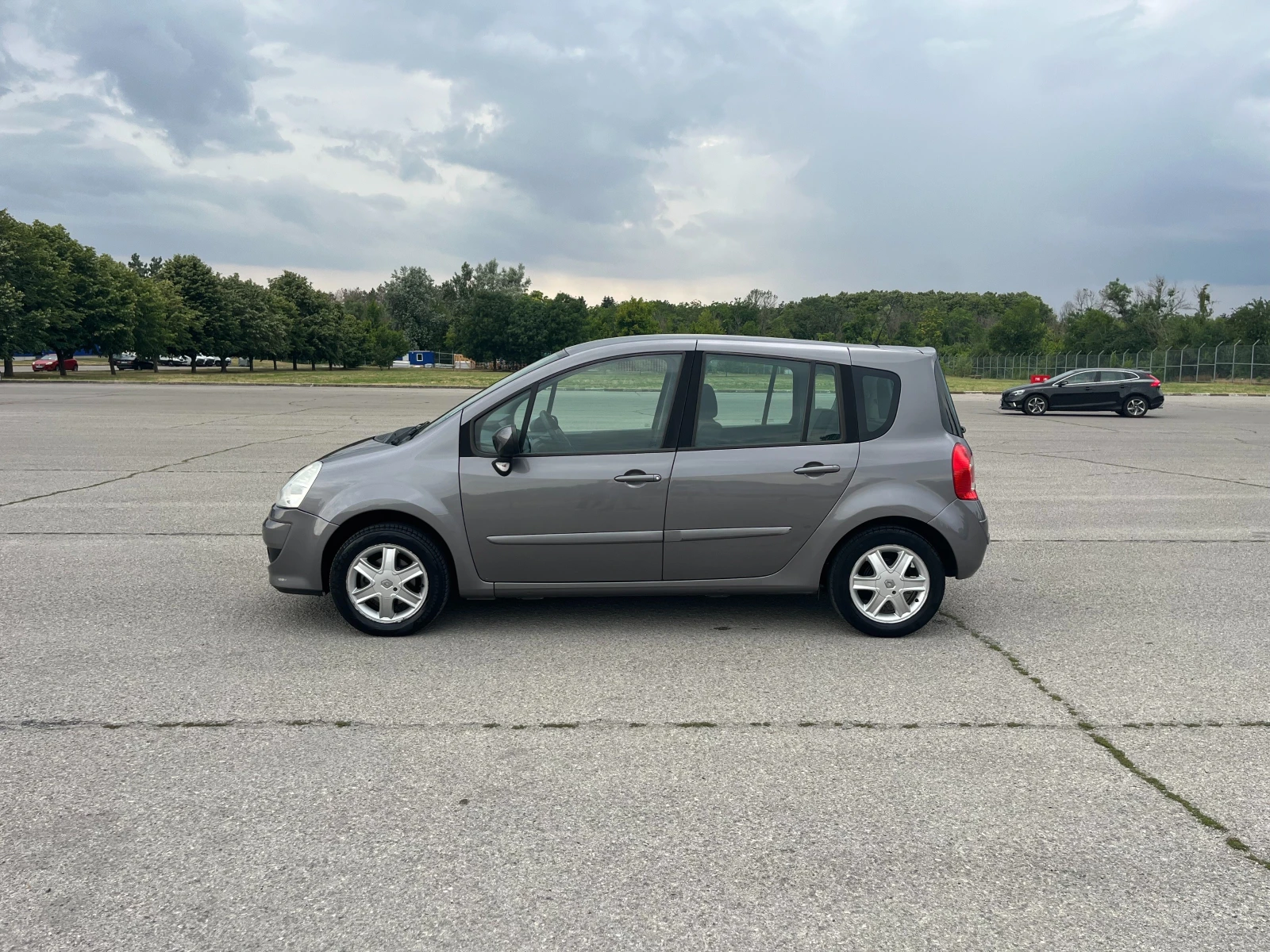 Renault Modus Grand 1.2 TURBO - изображение 3