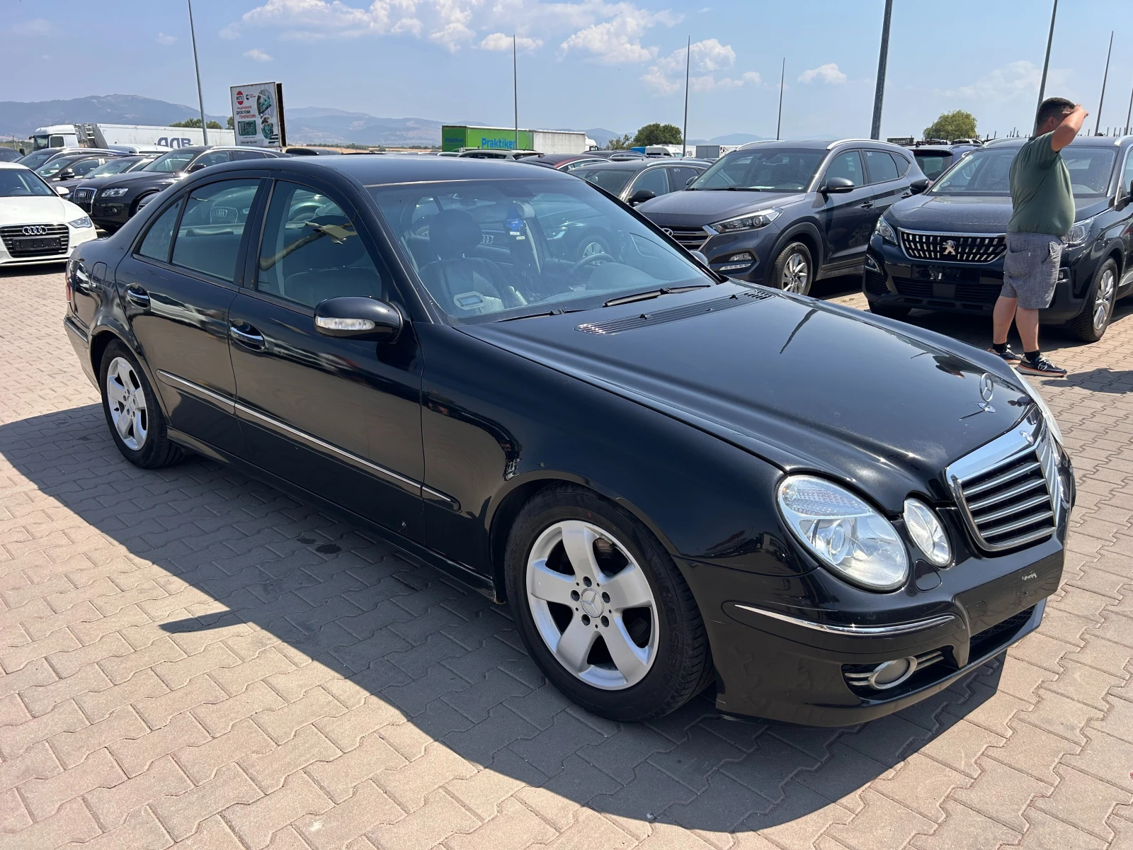 Mercedes-Benz E 220 CDI AVTOMAT/KOJA EURO 4 - изображение 4