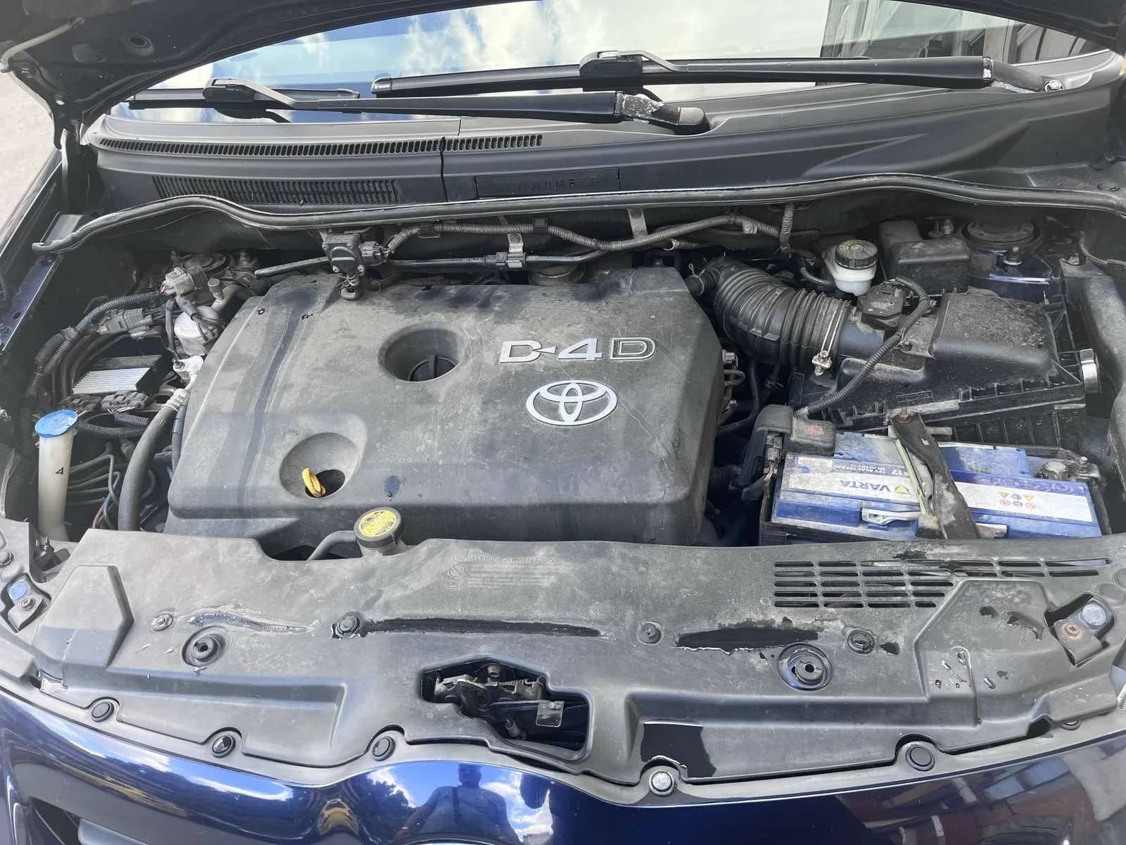 Toyota Corolla verso 2200 - изображение 5