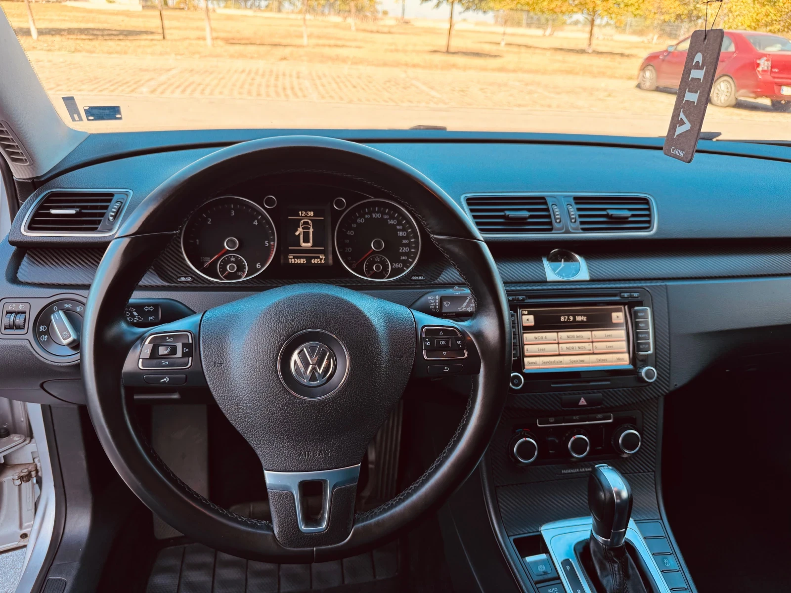 VW Passat  - изображение 8
