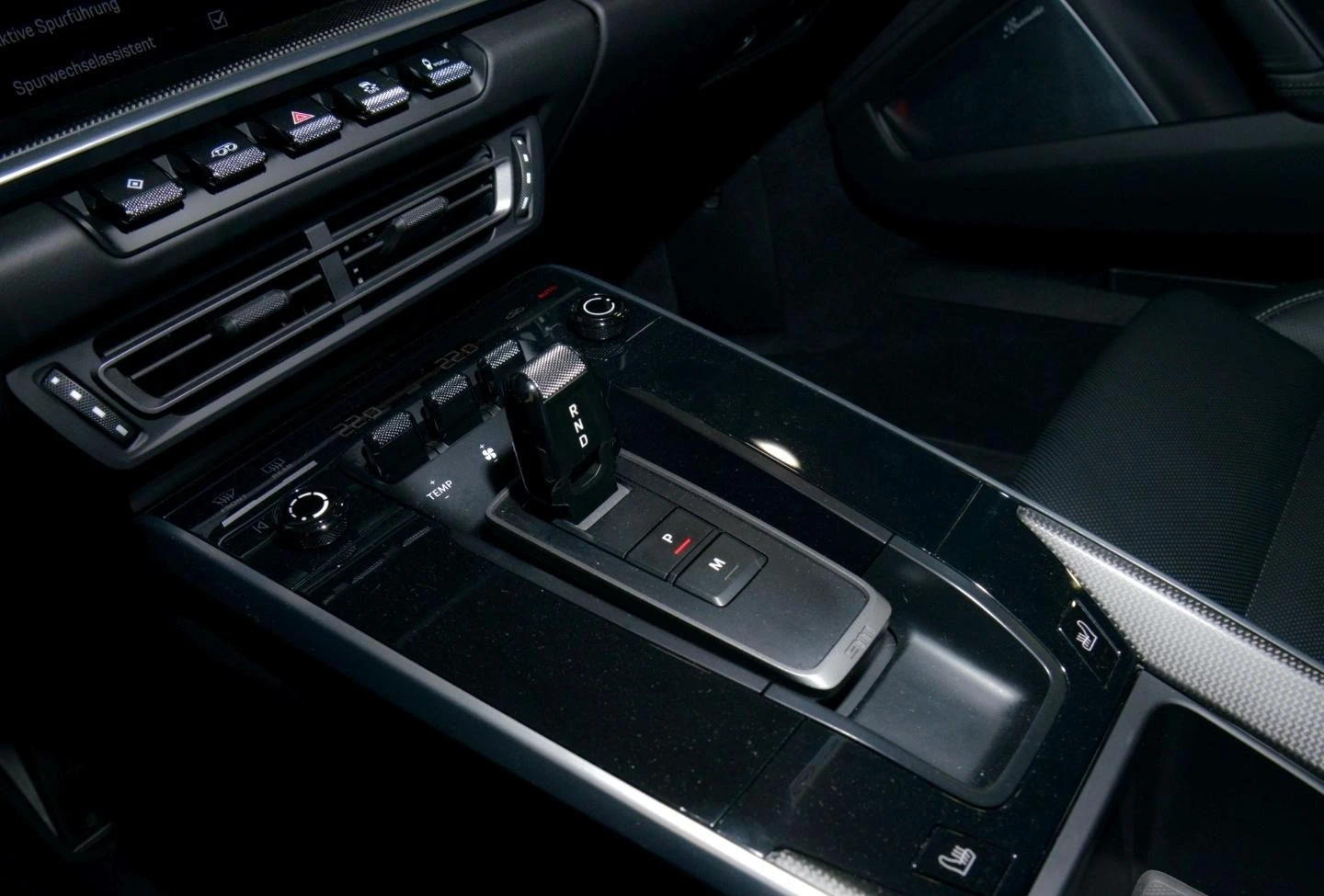 Porsche 911 992 TURBO S COUPE/CERAMIC/BURMEST/360/SPORT CHRONO | Mobile.bg   16