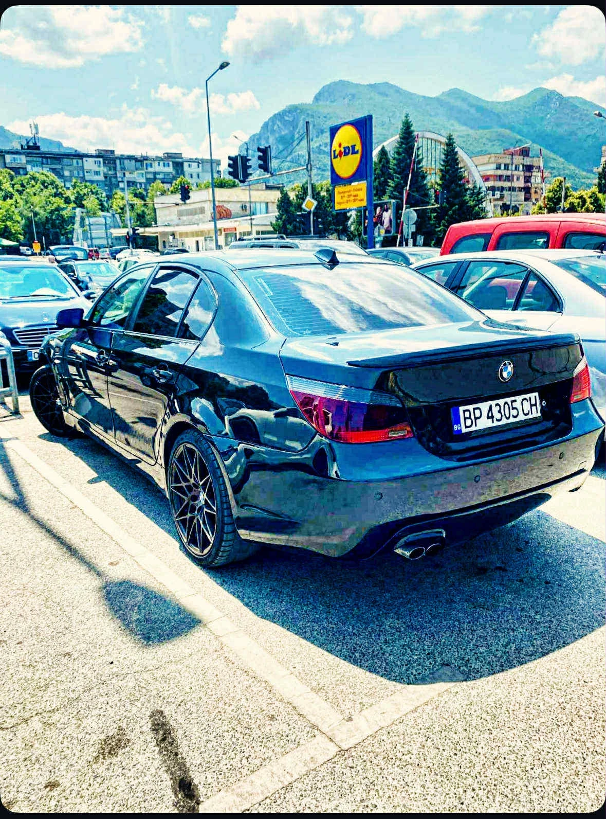 BMW 520  - изображение 2