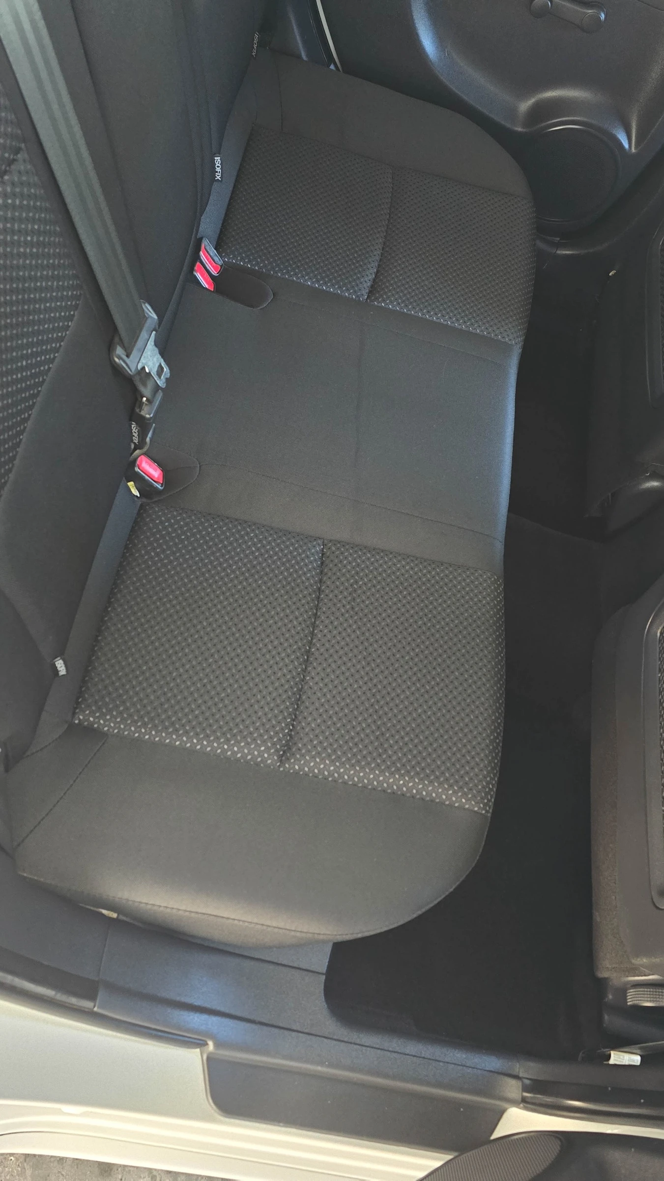 Hyundai I20 1.6* 90��* �����* �������� | Mobile.bg � ����������� 14