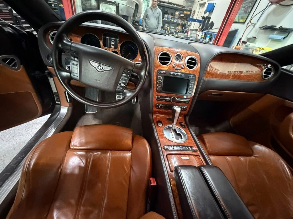 Bentley Continental * GT * CARFAX * ЦЕНА ДО БГ - изображение 8