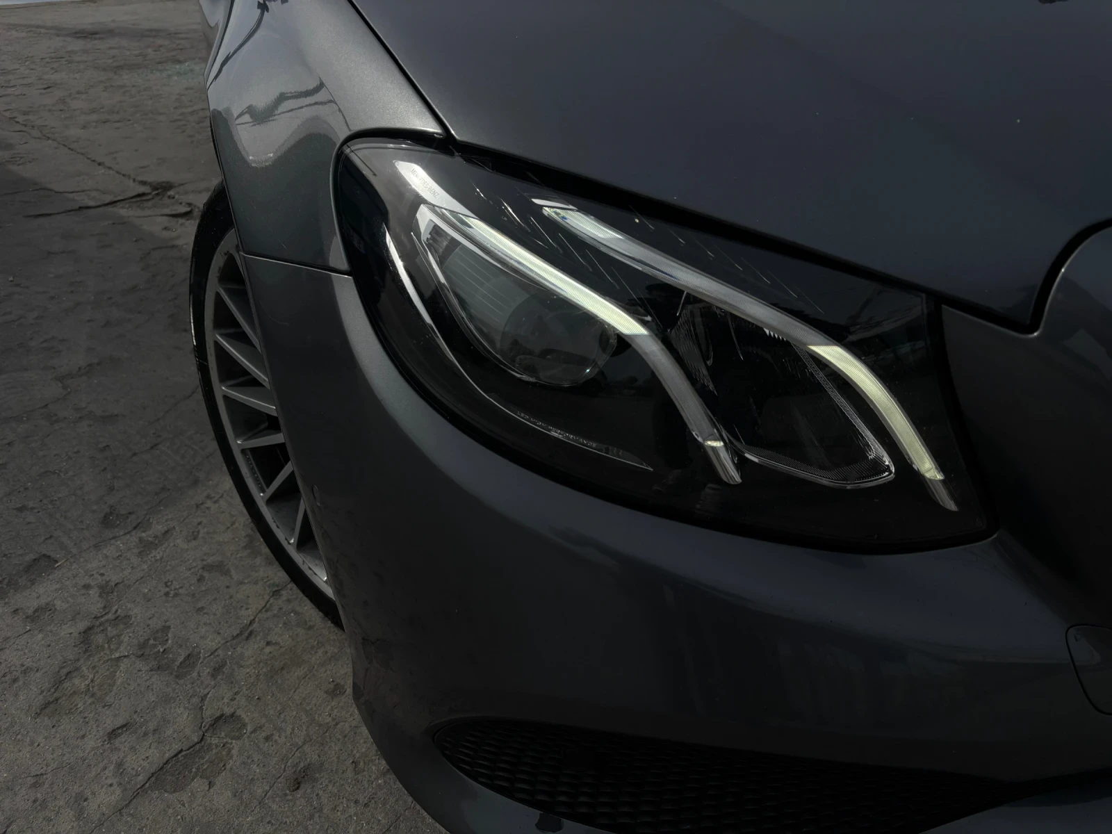 Mercedes-Benz E 200 Avantgarde, снимка 5 - Автомобили и джипове - 53770362