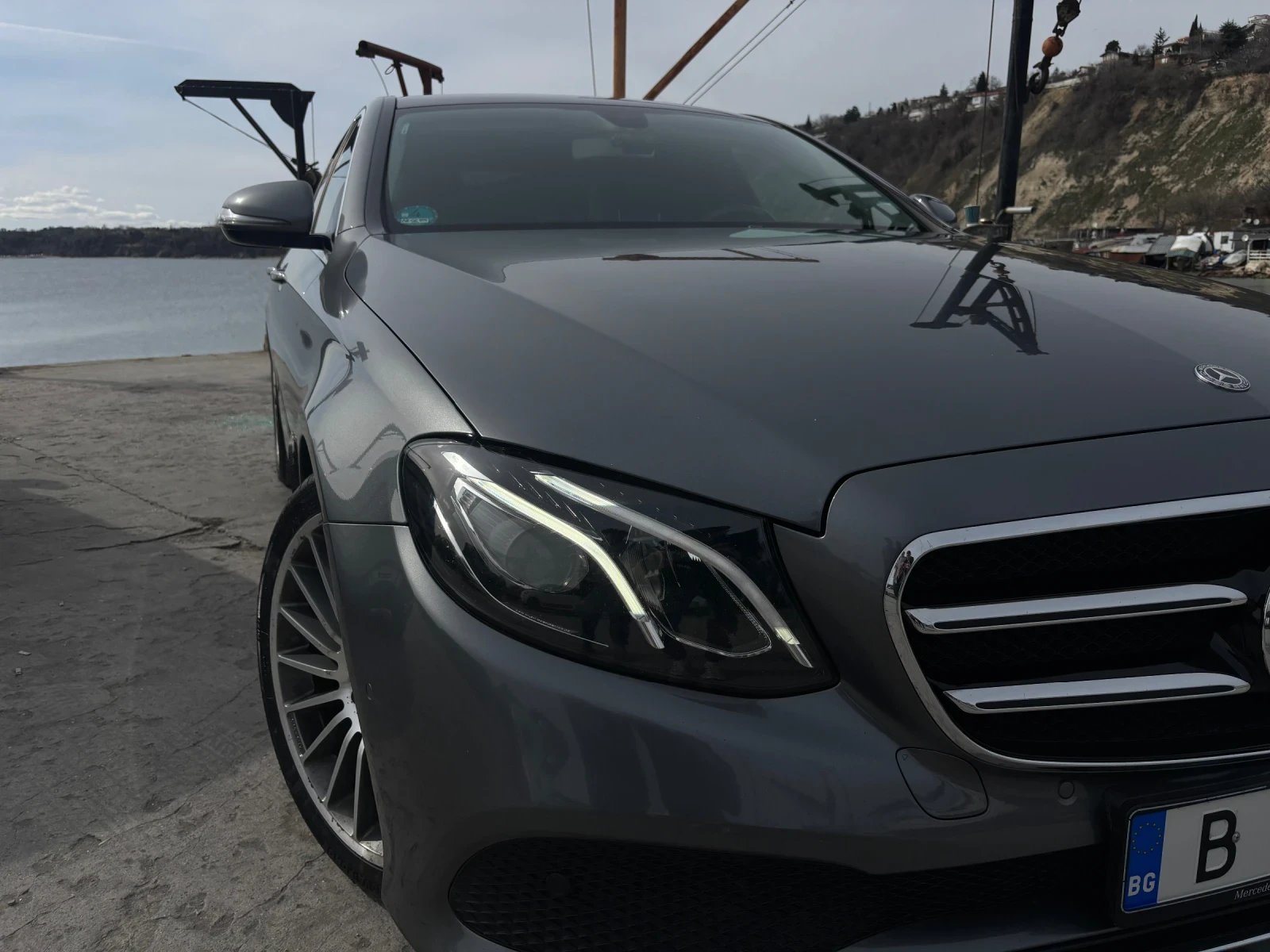 Mercedes-Benz E 200 Avantgarde, снимка 4 - Автомобили и джипове - 53770362