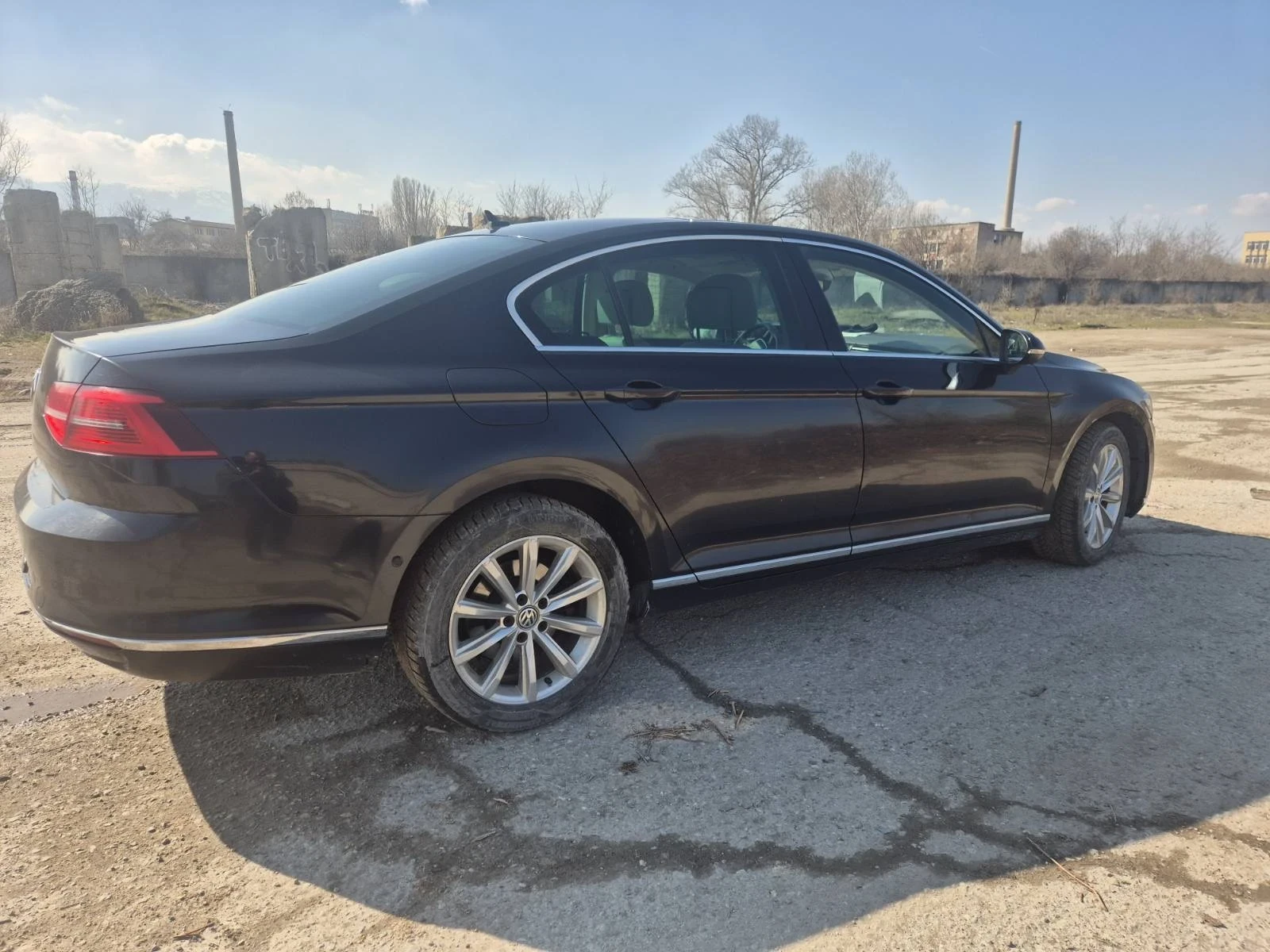 VW Passat B8 2.0 diesel, снимка 5 - Автомобили и джипове - 53971809