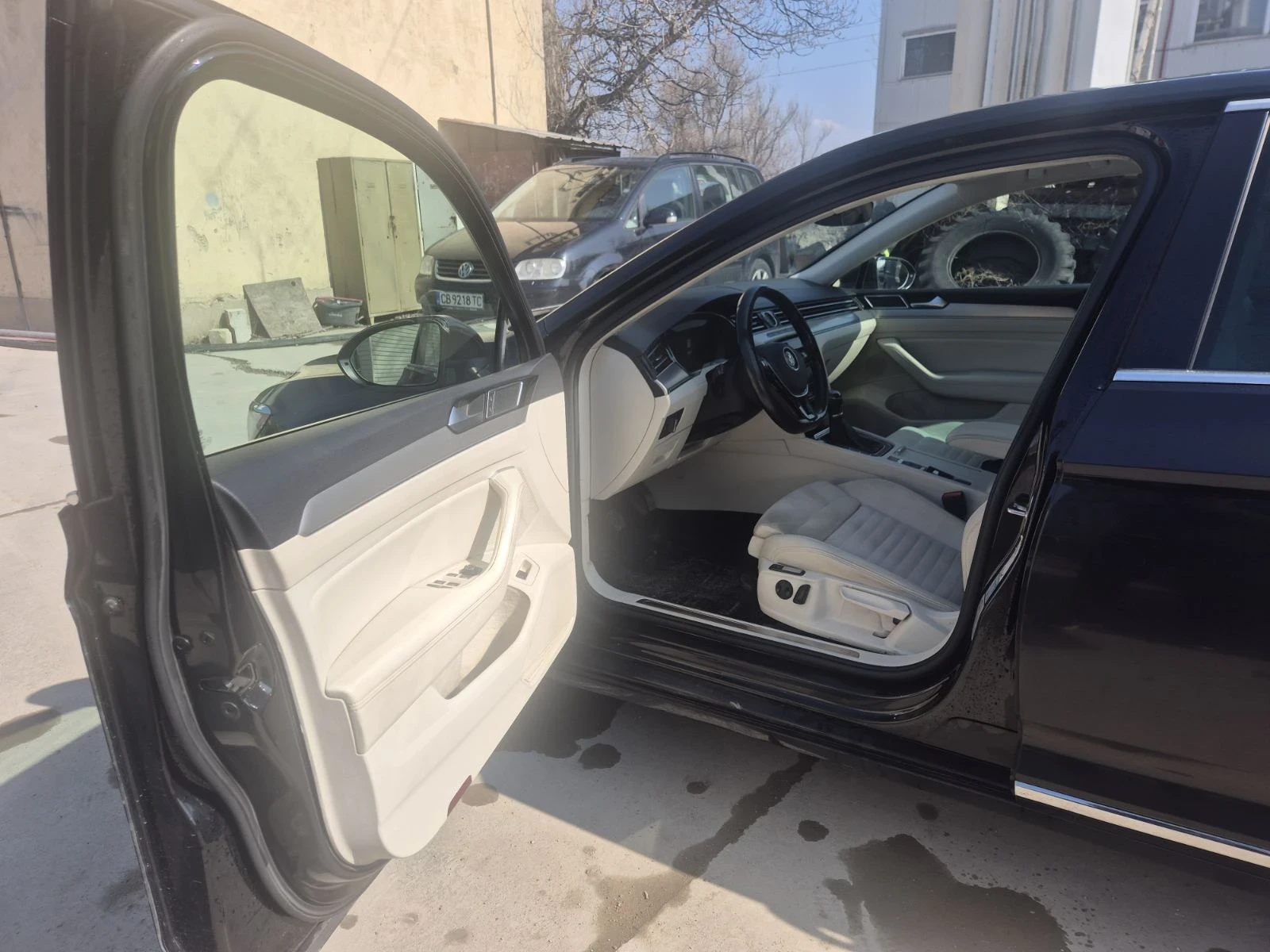 VW Passat B8 2.0 diesel, снимка 8 - Автомобили и джипове - 53971809