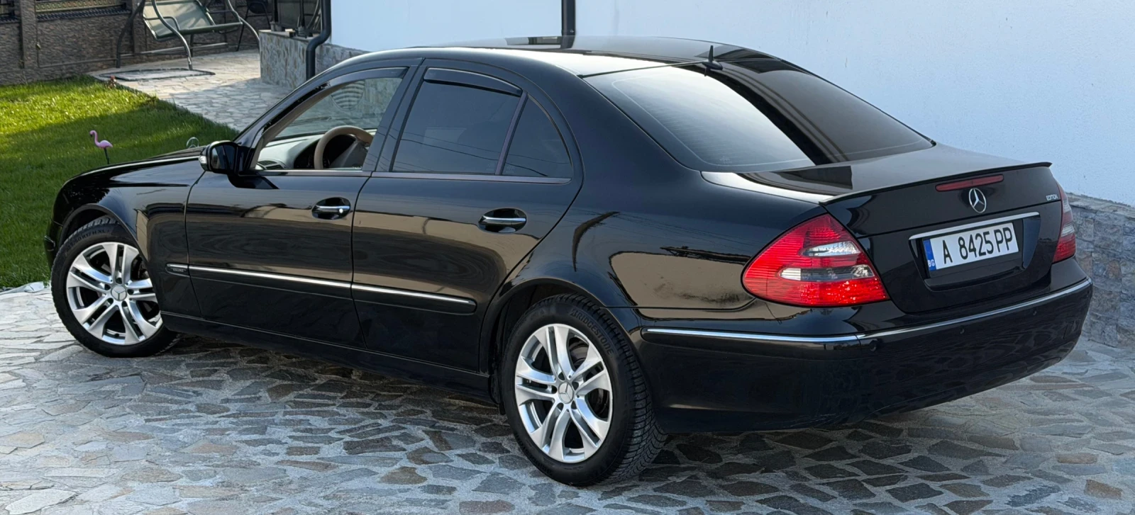 Mercedes-Benz E 270 CDl Elegance 2006г, снимка 4 - Автомобили и джипове - 53990869