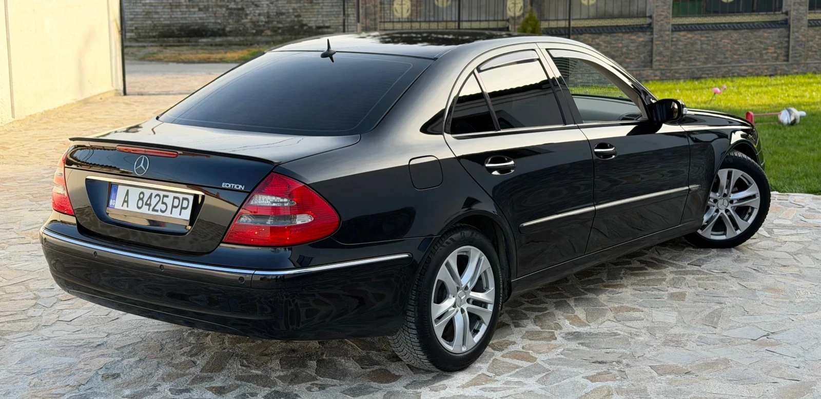 Mercedes-Benz E 270 CDl Elegance 2006г, снимка 5 - Автомобили и джипове - 53990869