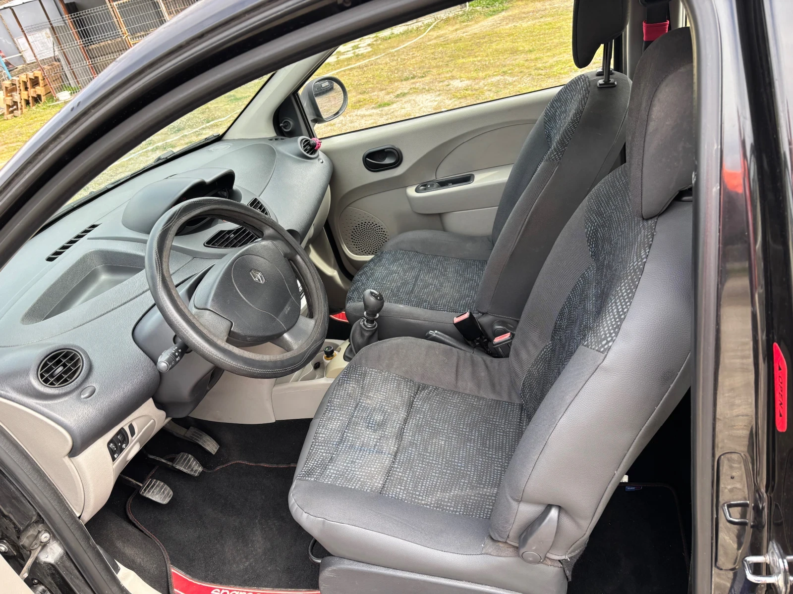 Renault Twingo 1.2, снимка 11 - Автомобили и джипове - 54040933