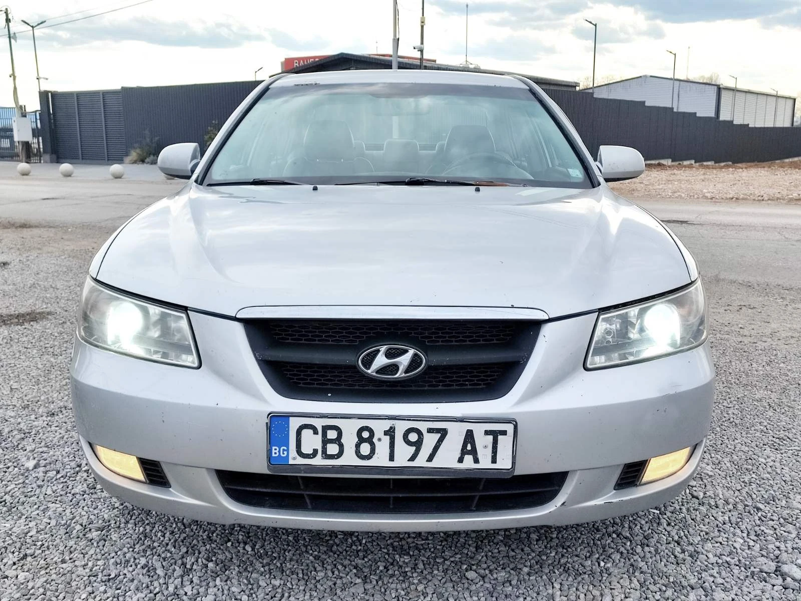 Hyundai Sonata 2.4i* Автомат* ГАЗ, снимка 8 - Автомобили и джипове - 54258460