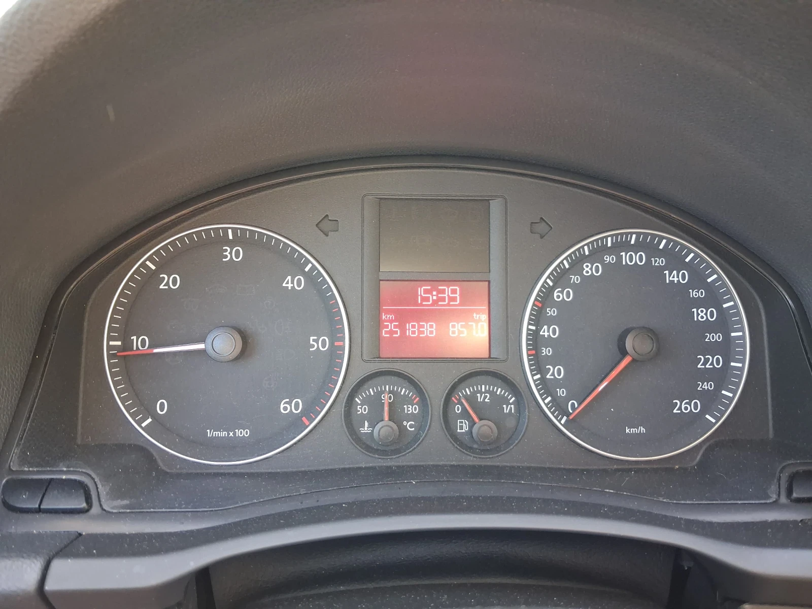 VW Golf 1.9 TDI 105кс, снимка 10 - Автомобили и джипове - 54458041