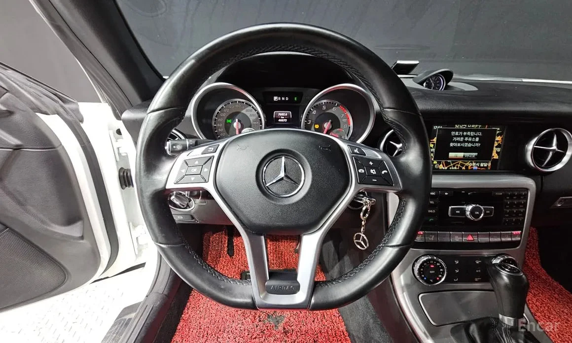 Mercedes-Benz SLK NEW 200 BLUE EFFICIENCY, снимка 11 - Автомобили и джипове - 54701017