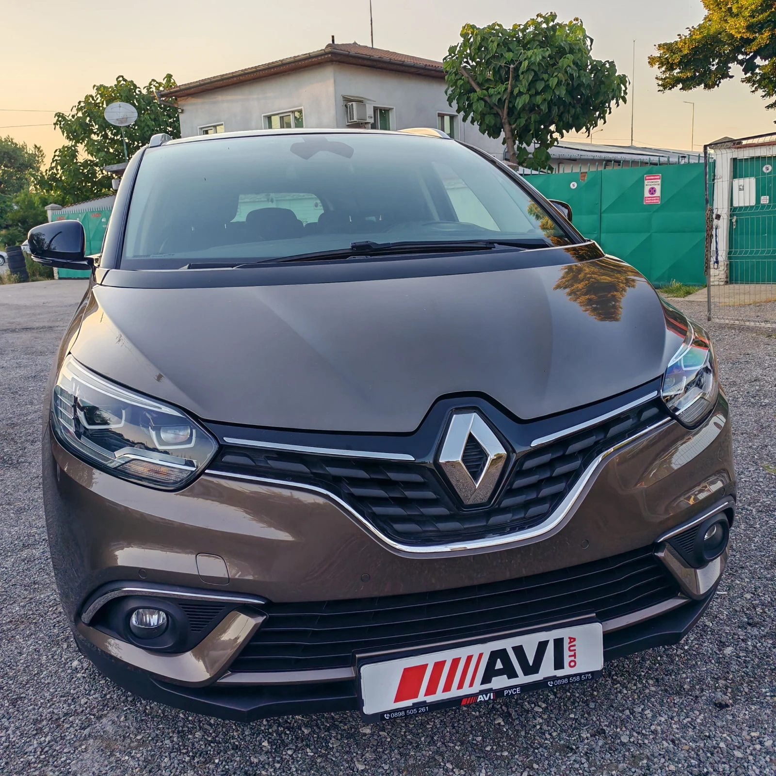 Renault Grand scenic 160кс 7 местен, АВТОМАТ, 20 цола джанти + + + 