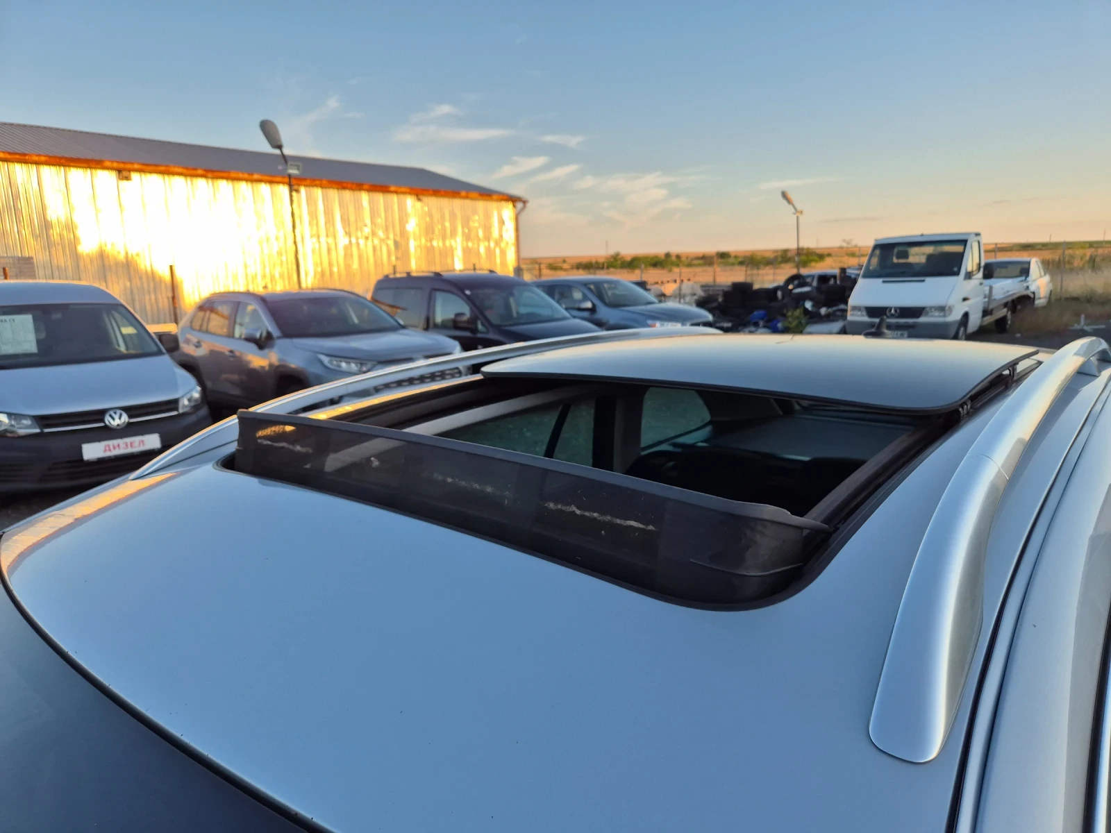 Skoda Superb 2.0TDI Автоматик, снимка 7 - Автомобили и джипове - 55055317