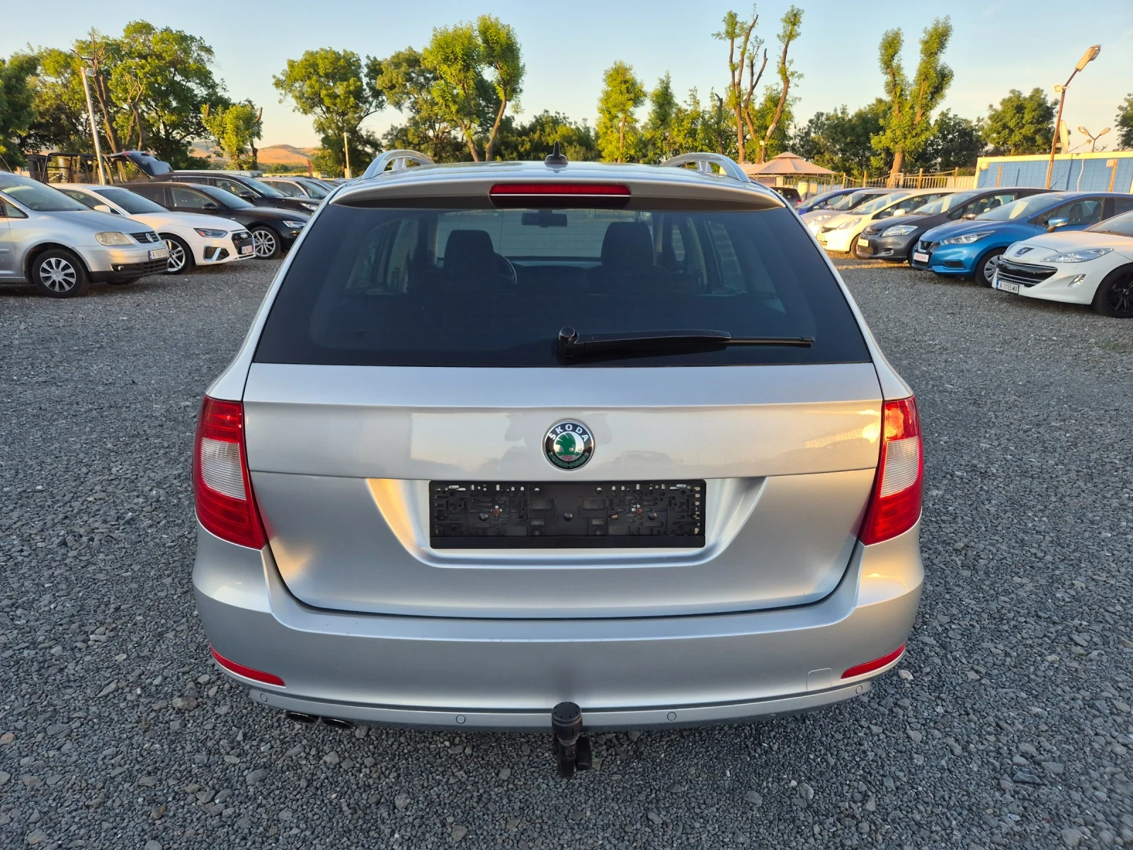 Skoda Superb 2.0TDI Автоматик, снимка 5 - Автомобили и джипове - 55055317