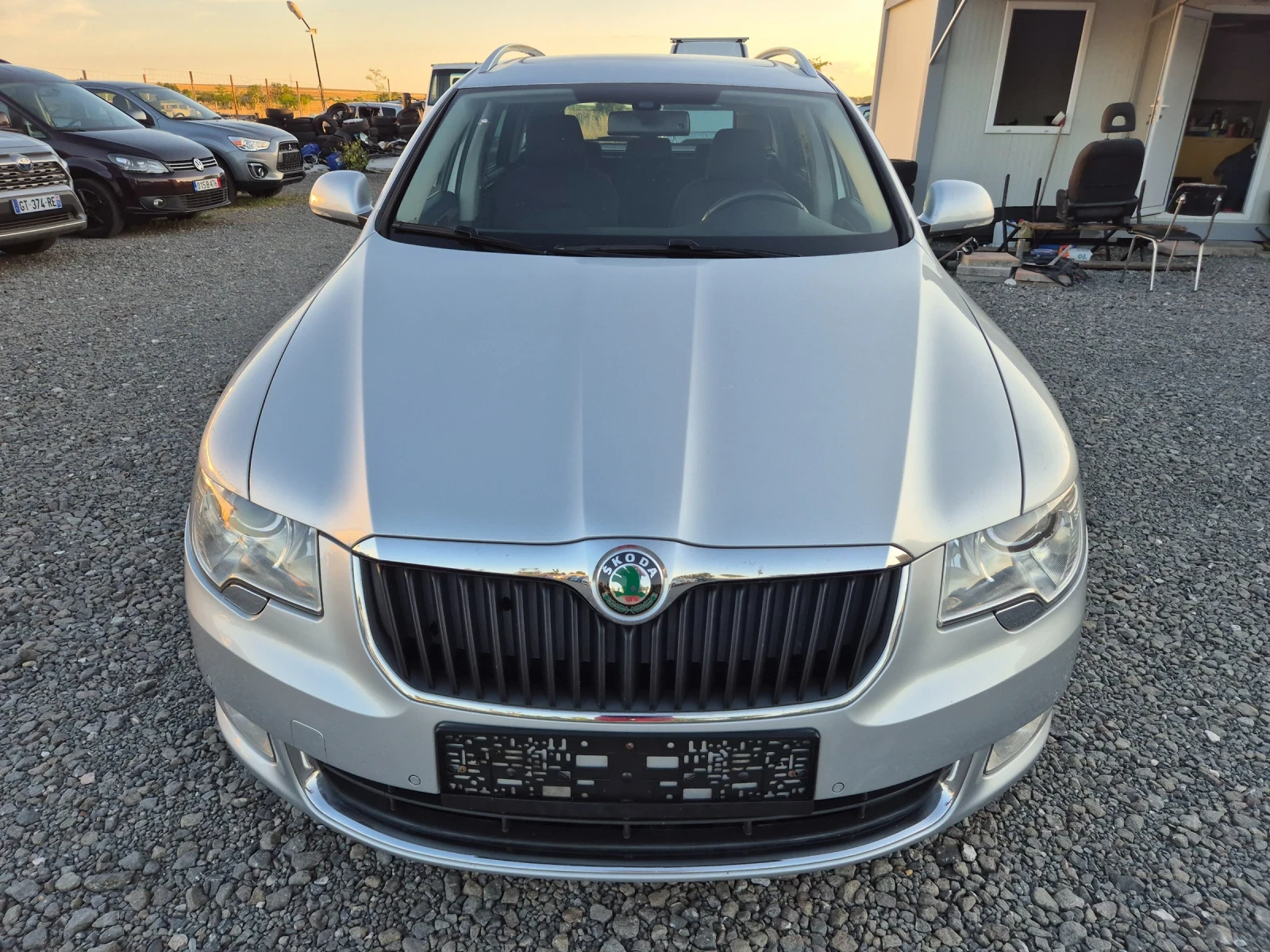 Skoda Superb 2.0TDI Автоматик