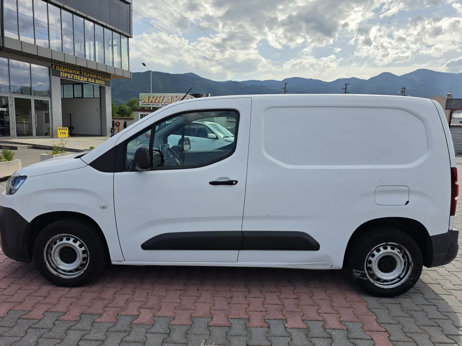 Citroen Berlingo 1.5 HDI, снимка 2 - Автомобили и джипове - 55434178
