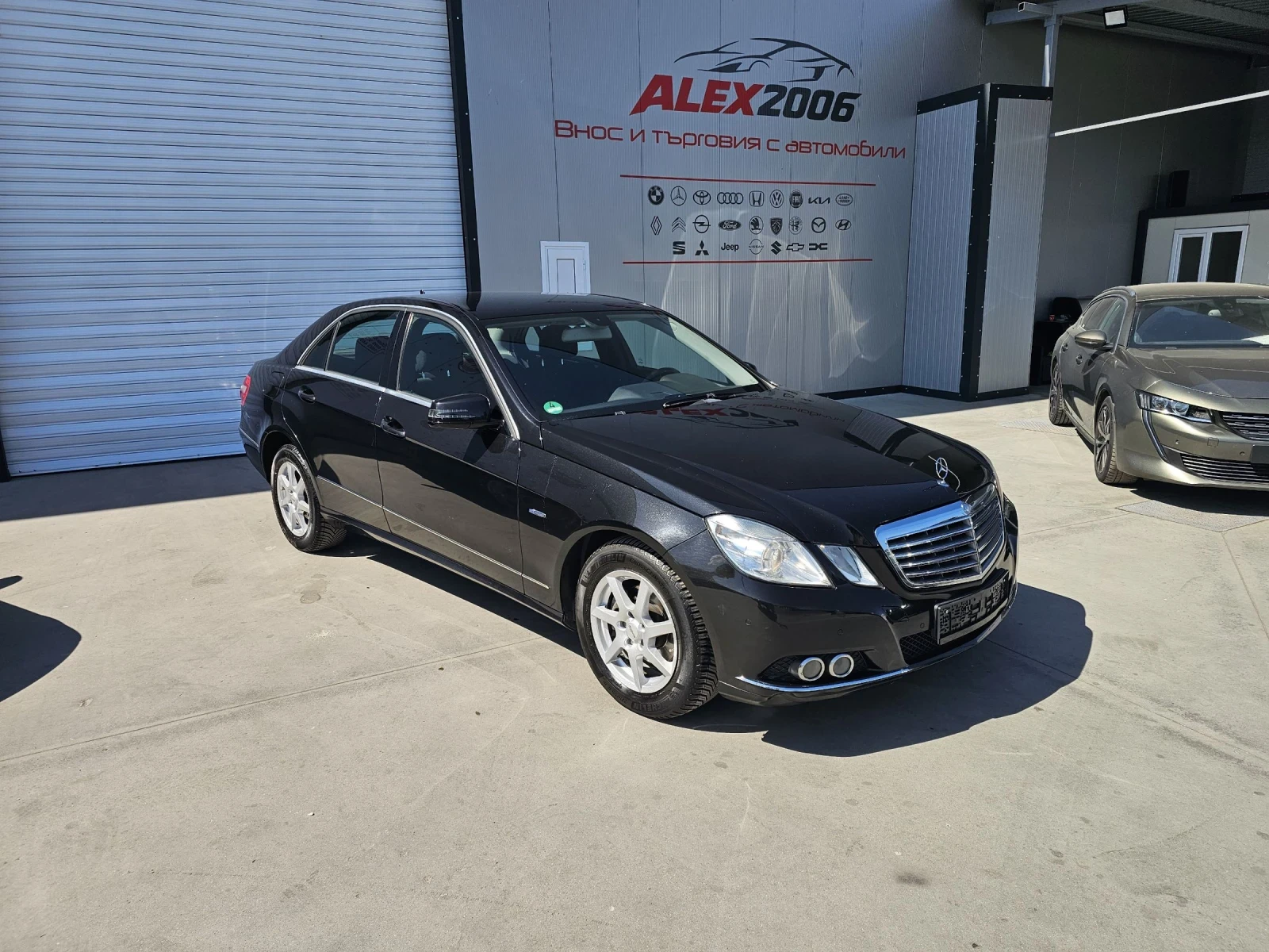 Mercedes-Benz E 220 2010г. 170кс, снимка 3 - Автомобили и джипове - 55671801