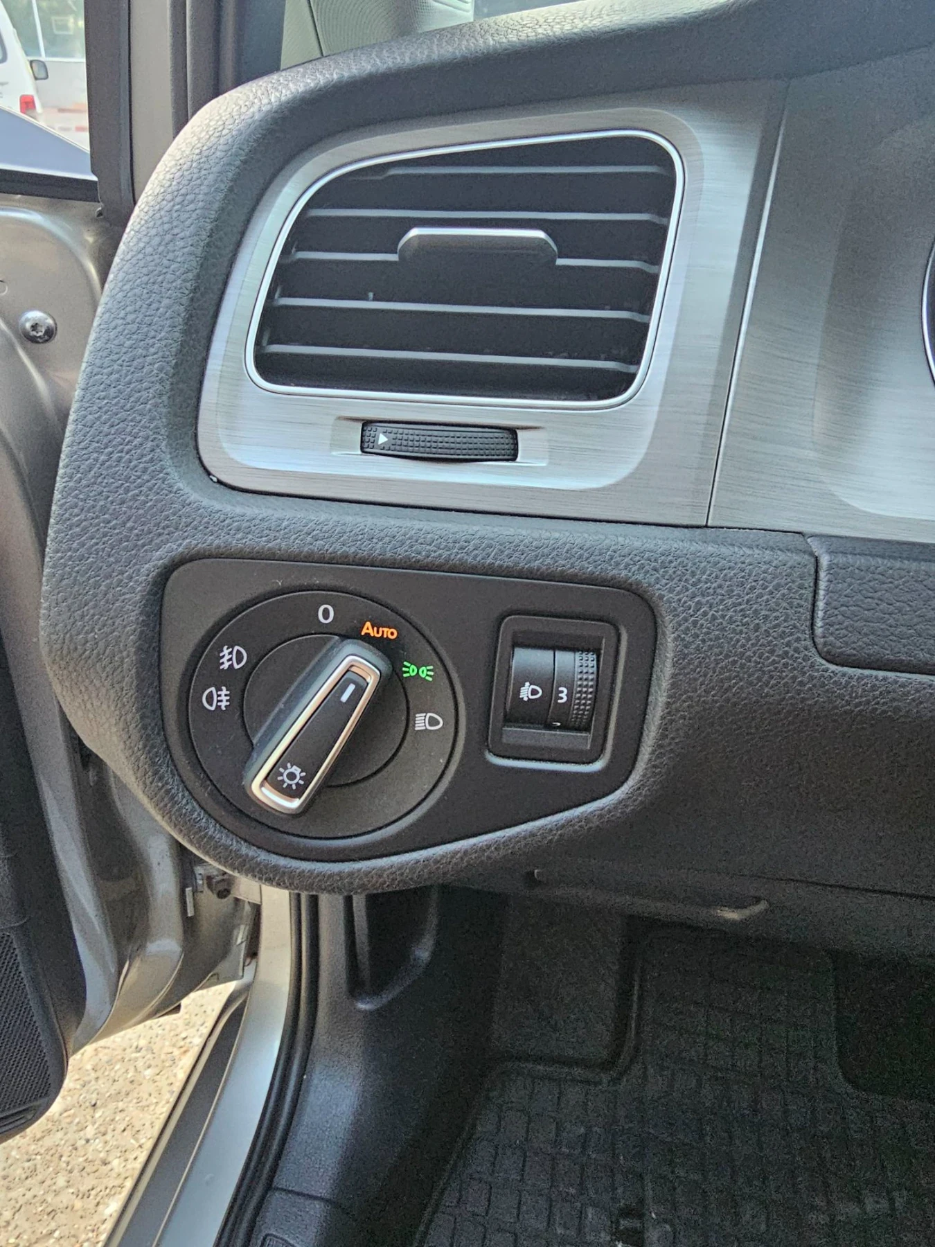 VW Golf, снимка 9 - Автомобили и джипове - 56074267