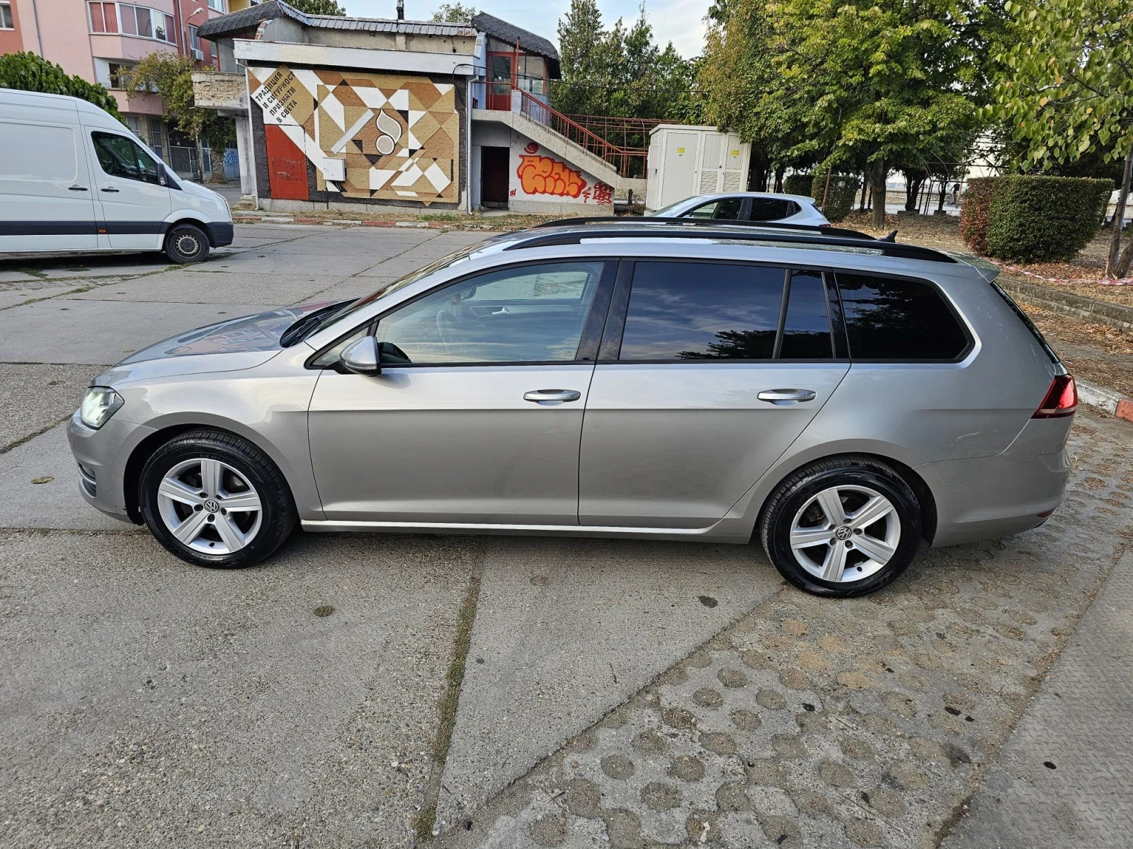 VW Golf, снимка 5 - Автомобили и джипове - 56074267
