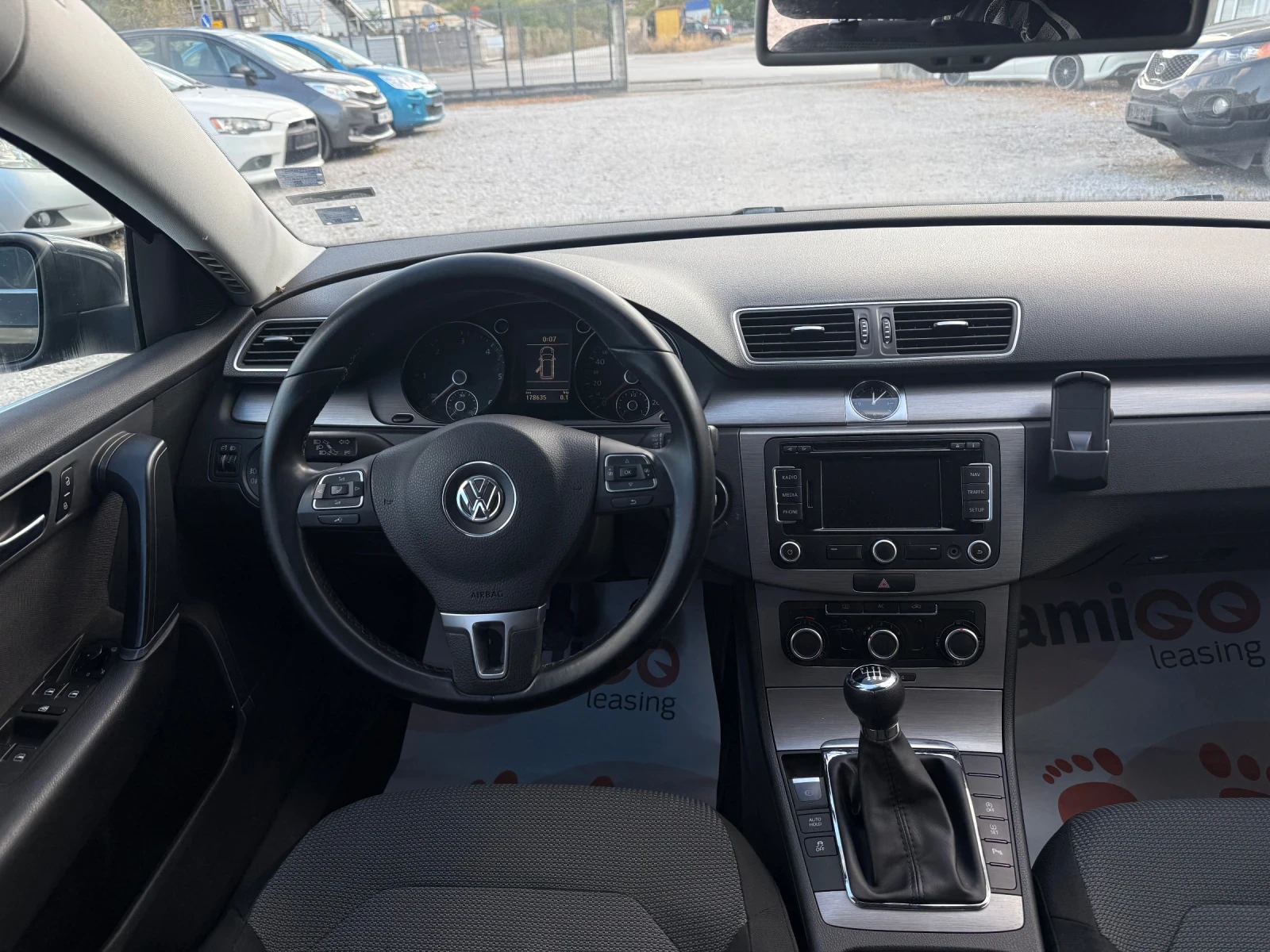 VW Passat 2.0TDI ИТАЛИЯ, снимка 12 - Автомобили и джипове - 56274207