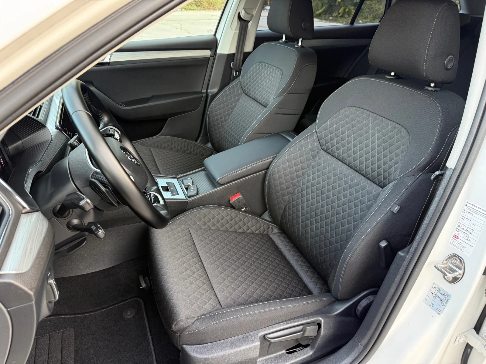 Skoda Superb 2.0TDI / 4x4 / DSG / FACELIFT | Mobile.bg � ����������� 9