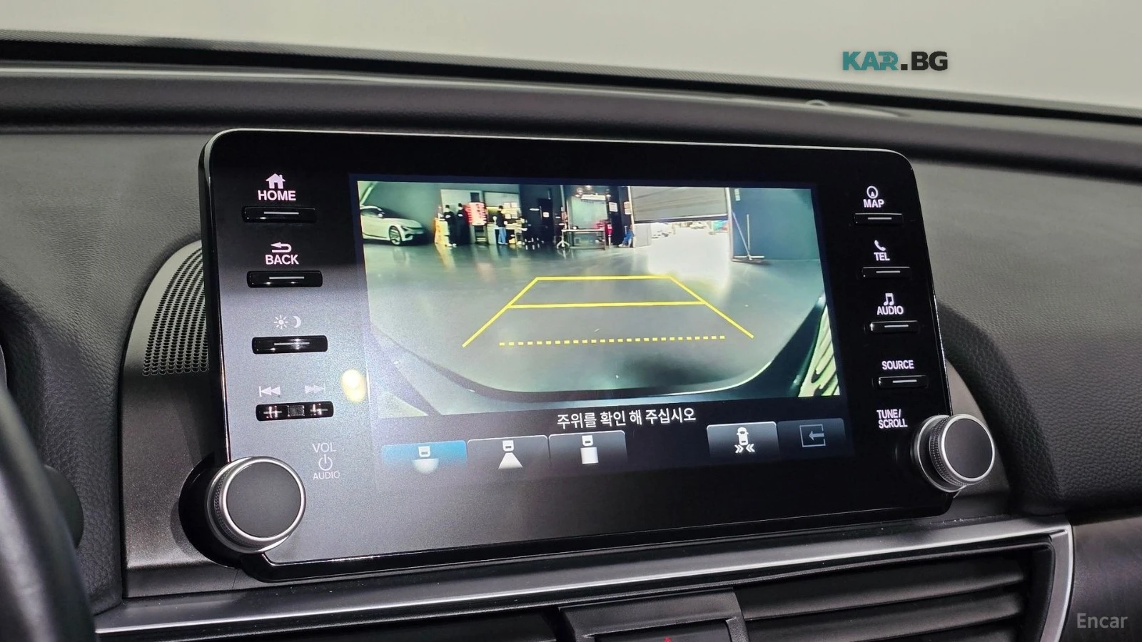 Honda Accord * * Дистроник* * Камера* * Подгрев* * Key less* * , снимка 16 - Автомобили и джипове - 56700560