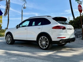 Porsche Cayenne Sport Chrono * AWD * АвтоКредит* (Цена до БГ), снимка 2