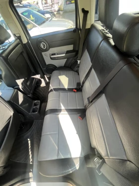 Dodge Nitro 2.8 CRD 4X4, снимка 4