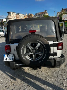 Jeep Wrangler Sport  /  Газ / 4x4, снимка 12