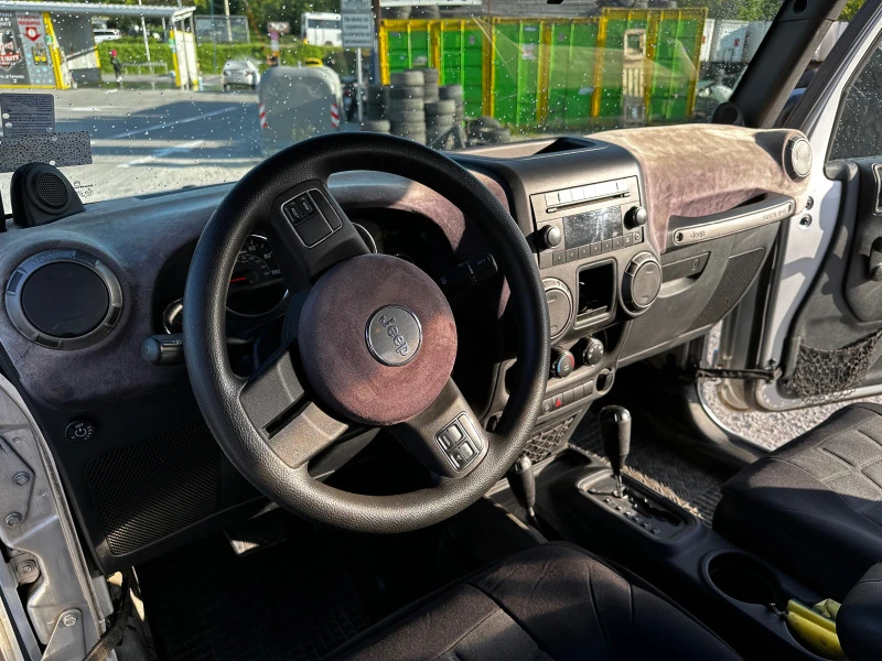 Jeep Wrangler Sport  /  Газ / 4x4, снимка 11 - Автомобили и джипове - 47371033