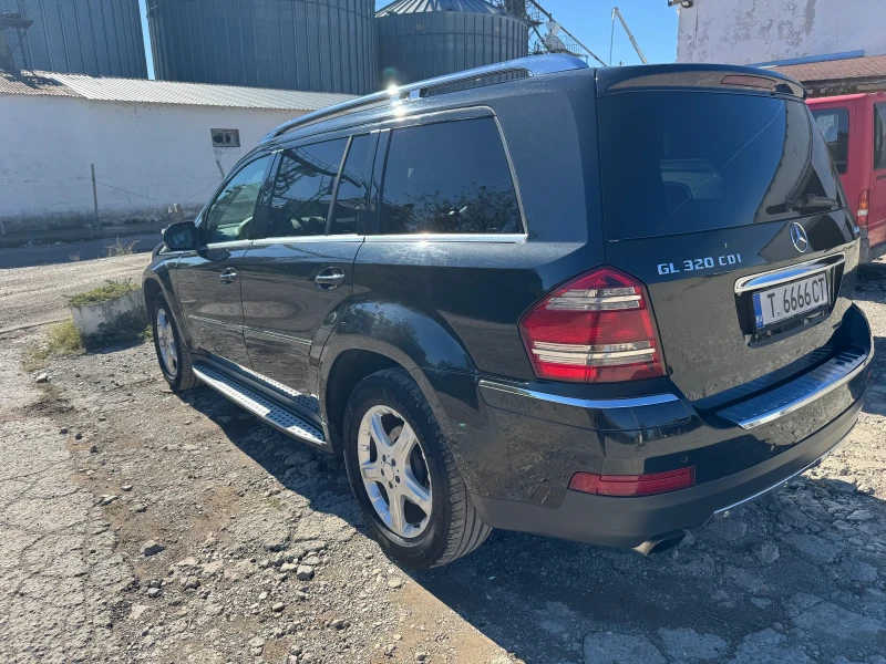 Mercedes-Benz GL 350, снимка 3 - Автомобили и джипове - 47586567