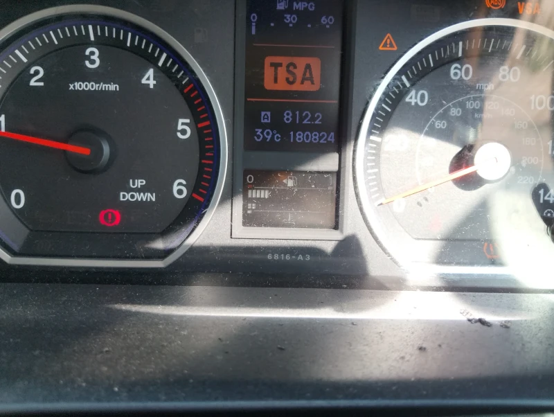 Honda Cr-v 2.2 facelift, снимка 6 - Автомобили и джипове - 52219025