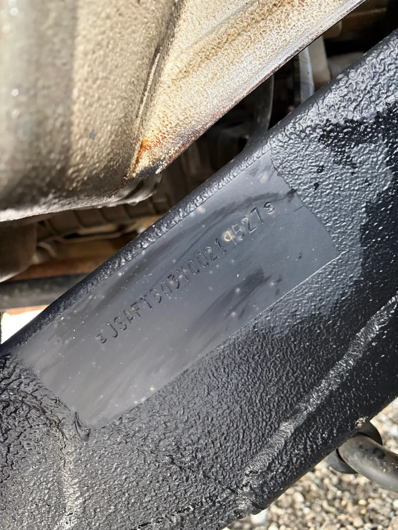 Suzuki Grand vitara 1.6 , снимка 12 - Автомобили и джипове - 53271213