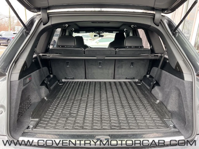 Audi SQ7 4.0T* quattro* Prestige* АвтоКредит* (ЦЕНА ДО БГ), снимка 7 - Автомобили и джипове - 53363134