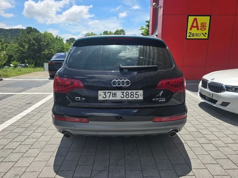 Audi Q7 3.0 TDI Quattro, снимка 4 - Автомобили и джипове - 55132441
