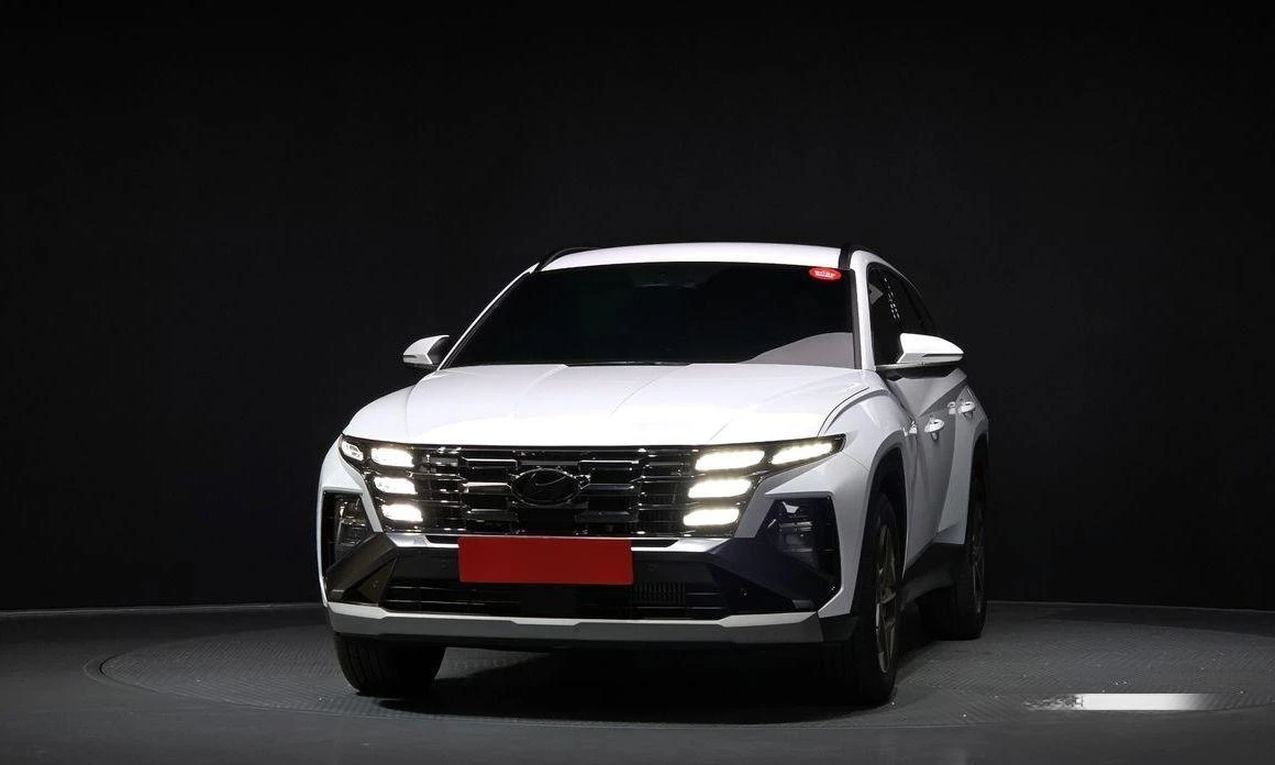 Hyundai Tucson Gasoline 1.6 Turbo 2WD Inspiration - изображение 3