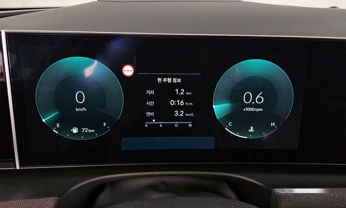 Hyundai Tucson Gasoline 1.6 Turbo 2WD Inspiration - изображение 8