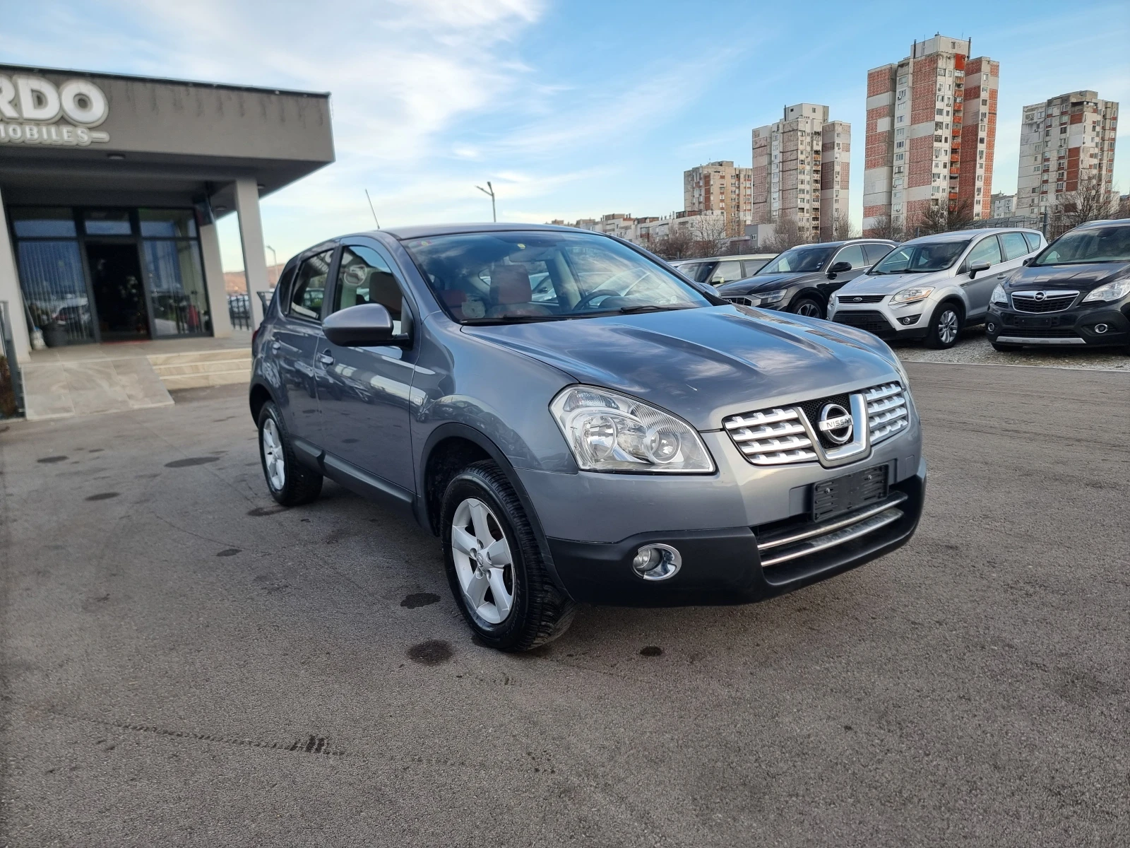 Nissan Qashqai 1.6I - изображение 8