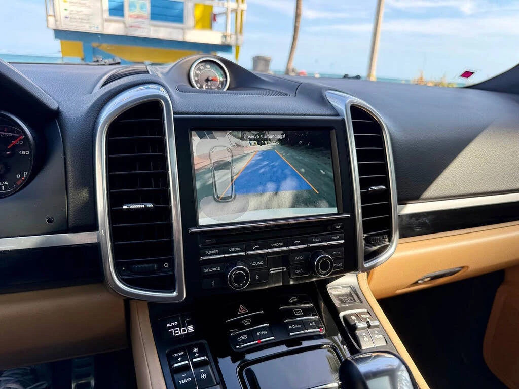 Porsche Cayenne Sport Chrono * AWD * АвтоКредит* (Цена до БГ), снимка 14 - Автомобили и джипове - 53750950