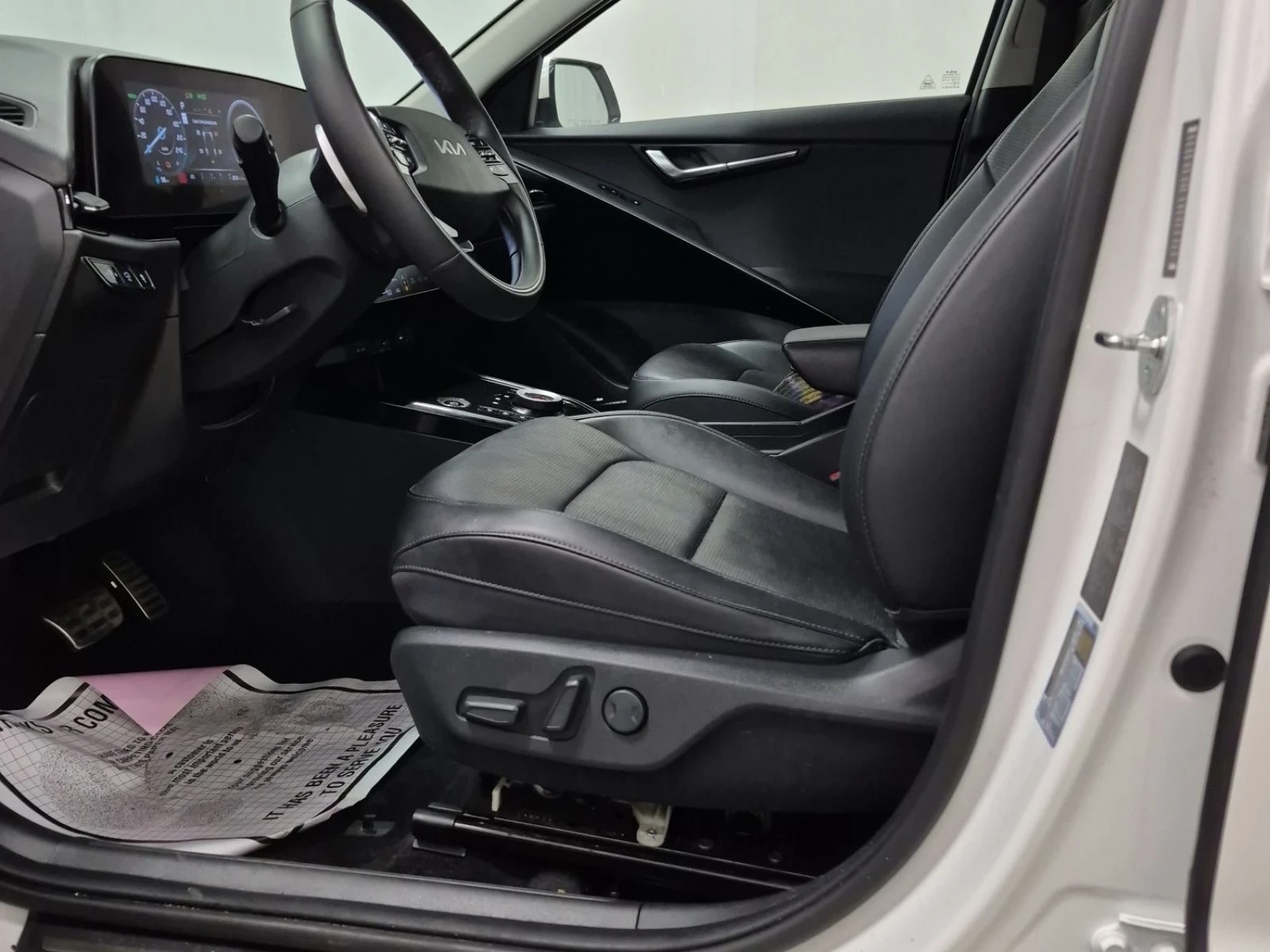 Kia Niro EV Limited | ВЕНТИЛАЦИЯ | DISTRONIC | CarPlay | , снимка 7 - Автомобили и джипове - 54229443